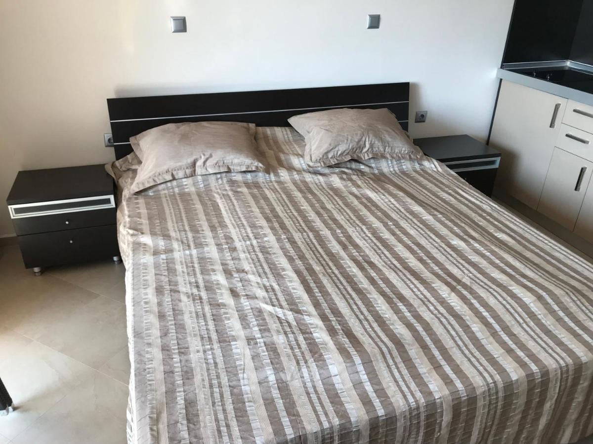 First Line Apartments Argo -Studio Room Front Sea View Lozenets Ngoại thất bức ảnh